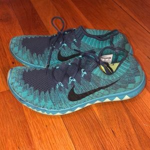 Nike free 5.0 flyknit